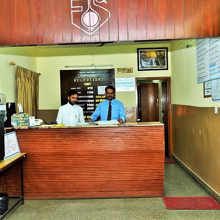 Kstdc Hotel Mayura Yatrinivas Mysore Extérieur photo